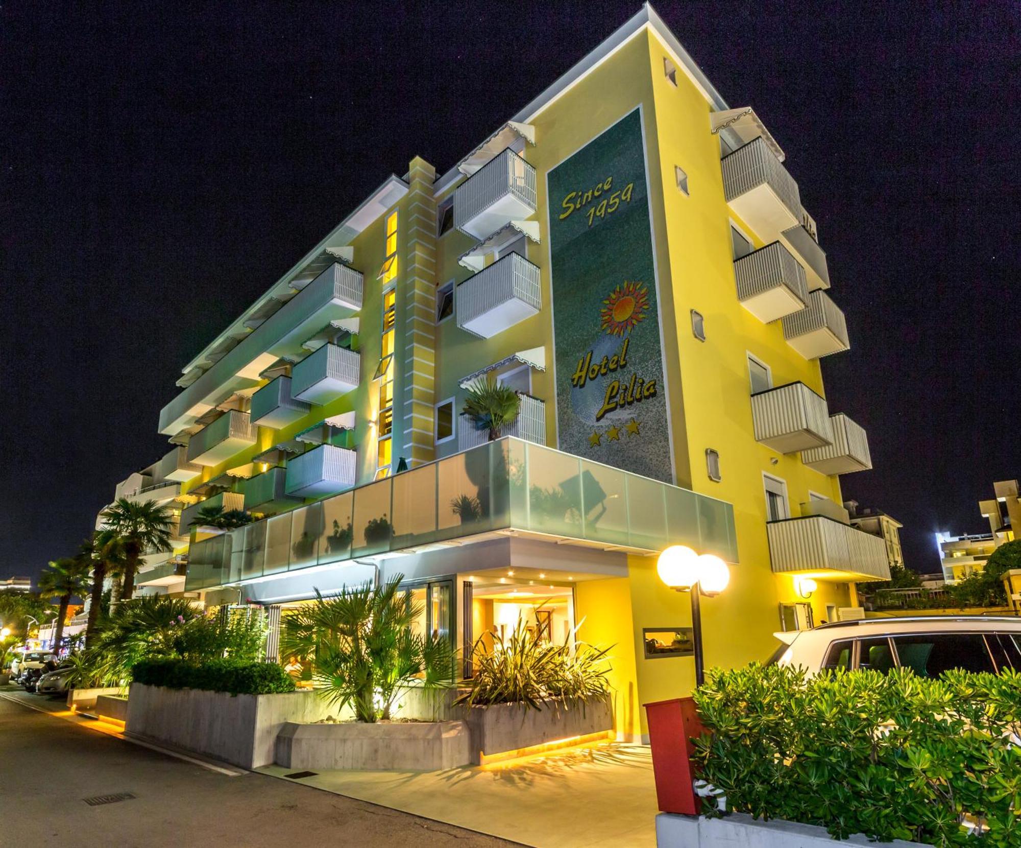 Hotel Lilia Lido di Jesolo Exterior photo